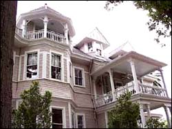 The Grand Victorian Bed and Breakfast, New Orleans 