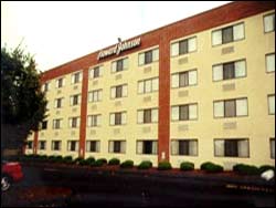 Howard Johnson Hotel - South Portland