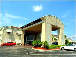 Comfort Inn Conference Centre - Tampa